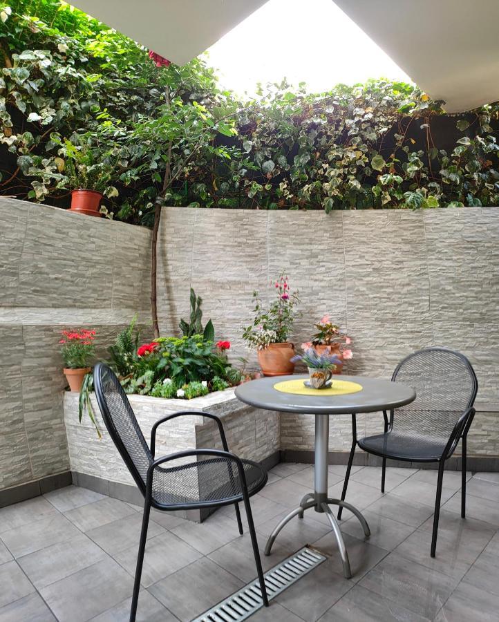 Studio Apartman Rea Kotor Luaran gambar